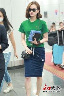 短袖女明星,短袖女明星的夏日风采解析